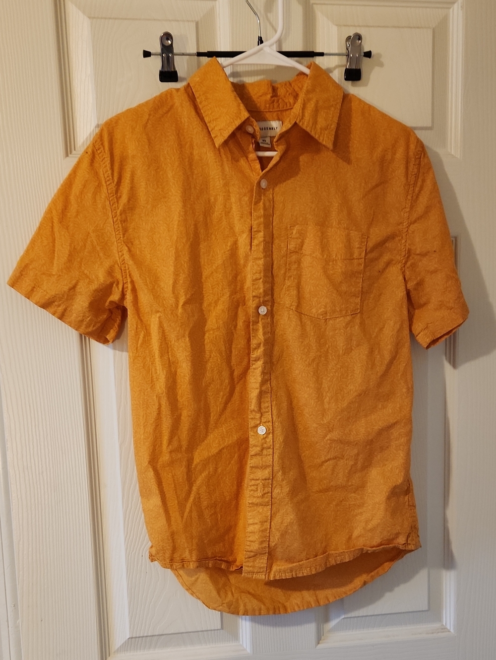 Free Assembly Mustard Yellow Printed Shirt Sz XS